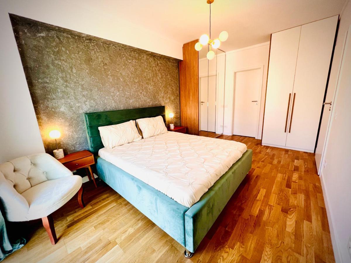 Exquisite - Two Bedroom Apartment Bucharest Exterior photo